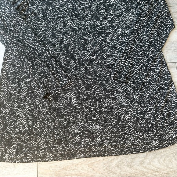 J. Jill Wearever Draped and Stretch Tunics in Black White 3/4 Sleeves - Picture 7 of 13